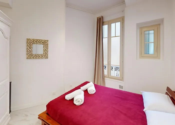 Apartmán Bright Air-conditioned Flat In The Centre Nice